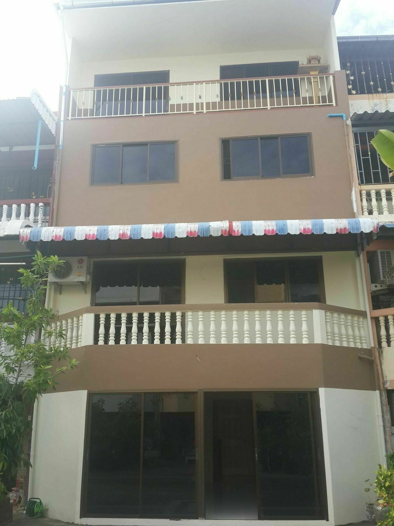 Vanilla Place Pattaya Exteriör bild